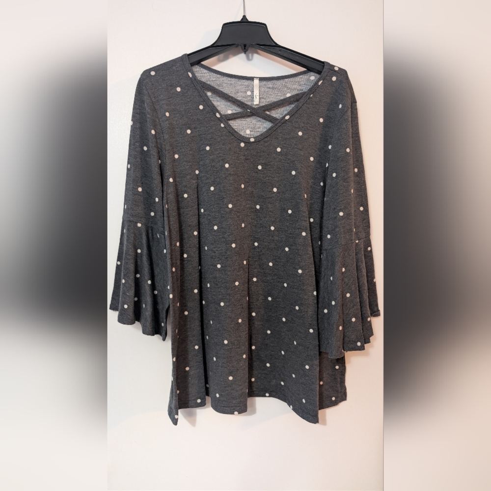 VOLL Style Polka Dot Bell Sleeve Tunic Top Criss-Cross V-Neck Plus Size 1X